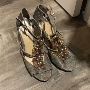 Gianni Bini Gold formal heels!